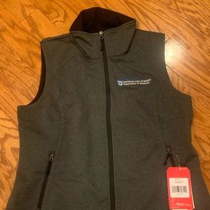 New North Face Women’s Large Vest - Brigham and Women’s Department Medicine Logo